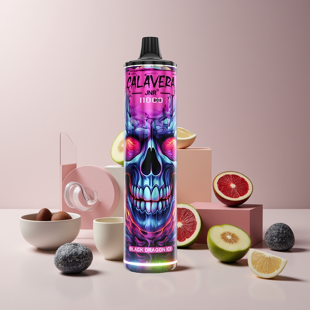 JNR Calavera 11000 Puffs France grossiste avec Port Type-C, Batterie 850 mAh, 21ml E-Liquide, 1.0ohm Mesh Coil et Teneur en Nicotine 0%,2%,5% Black Dragon Glace
